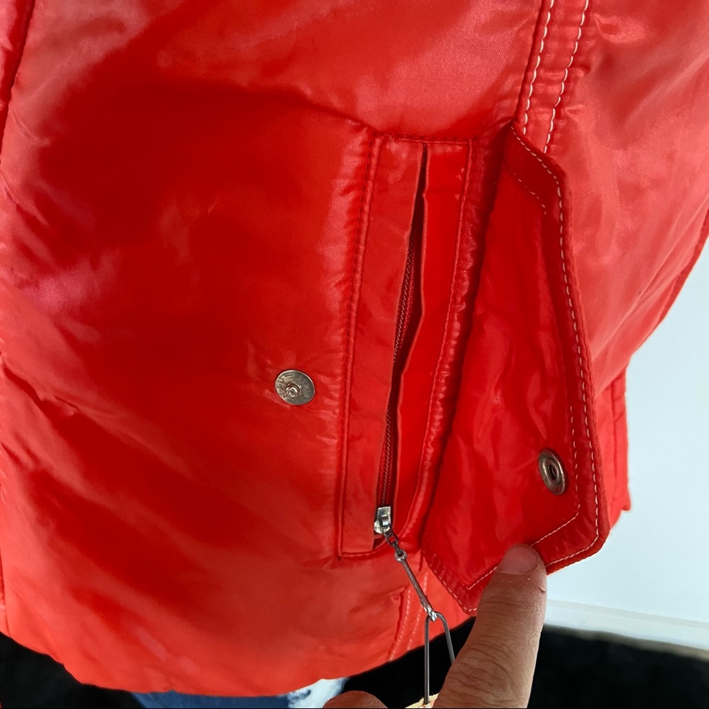 Red Women's Ski & Snow Jacket with Hood - Picture 7 of 9
